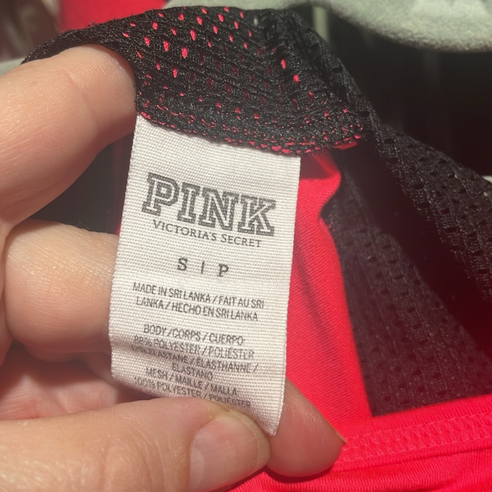 Pink top - Picture 6 of 6